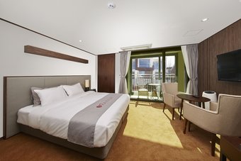 Ramada Hotel & Suites By Wyndham Gangwon Pyeongchang