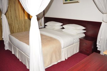 Hotel Brovad Masaka