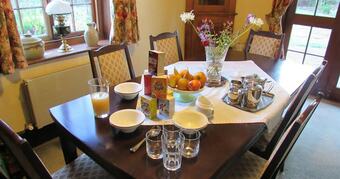 Holland House Bed & Breakfast