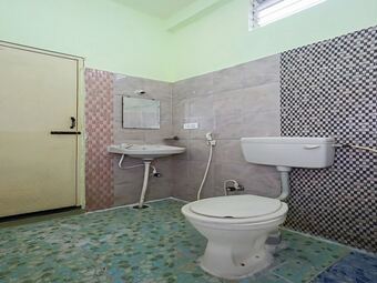 Hotel Oyo 24623 Chetana Residency