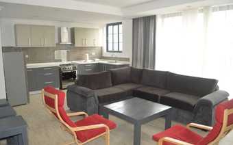 Hotel Serene Crest Apartments