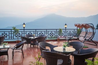 Hotel Daizzo Maple Residency