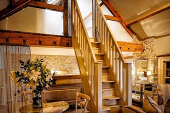 Hotel The Apple Store At Gileston Manor