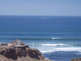 Villa Bobby's By The Sea