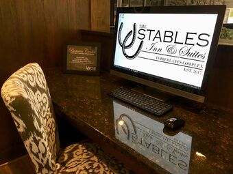 Posada The Stables Inn And Suites