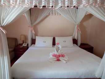 Hotel Kenmosa Resort