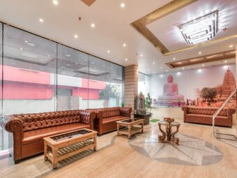 Hotel Capital O 28710 Mamta International