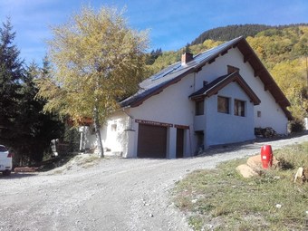 Apartment With One Bedroom In Saint-jean-d'arves, With Wonderful Mountain View, Furnished Garden And Wifi - 6 Km From The Slopes