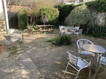 Hotel The Village Inn