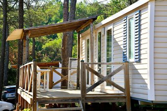 Camping Les Cadeni�res