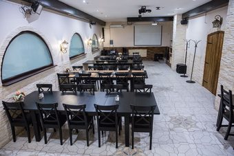 Osobnyak On Karla Marksa Hotel