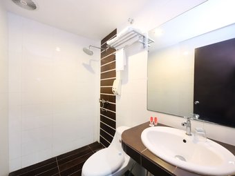 Oyo Capital O 837 Hotel Bei King