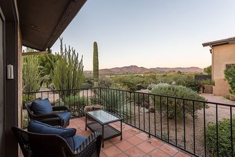 Tranquil Desert Getaway 3 Br By Casago