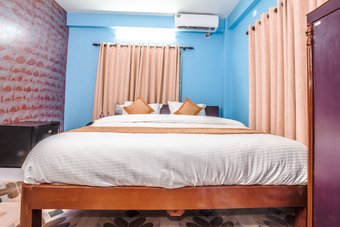 Oyo 339 Hotel Omega
