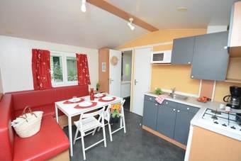 Camping Les Fougui�res