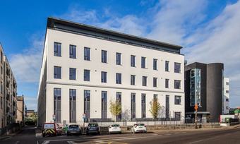 Hotel The Hatch Rooms