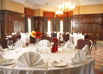 Hotel Cheltenham Park