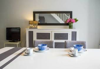 Apartamentos Les Collines Iduki