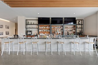 Hotel Indigo Everett - Waterfront Place