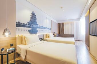 Atour Hotel Xuanhua Street Harbin