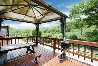 Pension Hongcheon Stone Brown