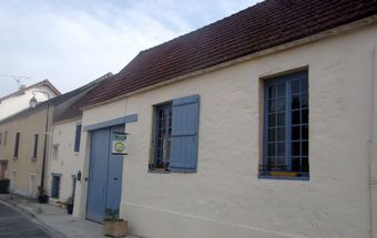 Hotel Gite D'epone, L'ami Des Cyclistes