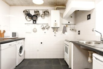 House With 2 Bedrooms In Colares, With Wonderful Sea View, Furnished Balcony And Wifi - 2 Km From The Beach