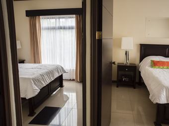 Hotel Suites & Villas Calathea