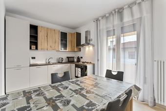 Apartamento Cassola - Via Loria 12