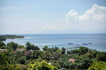 Hotel Bukit Pool Suites