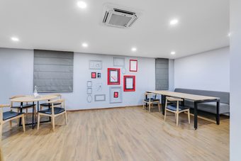 Hotel Oyo Townhouse 87 Spartan Nagar