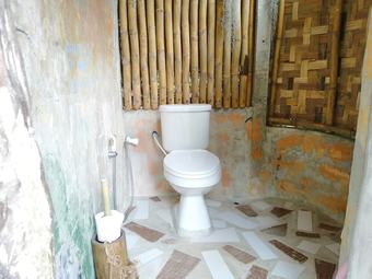 Hotel Art Khamu Homestay