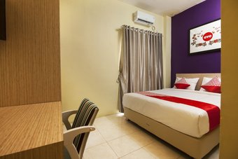 Hostal Oyo 1095 Rap Hotel