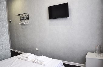 Medelean Hotel - Hostel