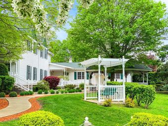 Bed & Breakfast Biddle Point Inn & Event Venue