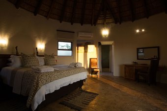 Posada Mopane Bush Lodge
