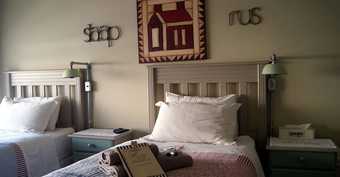 Hotel Homestead Guesthouse And Coffee Shoppe