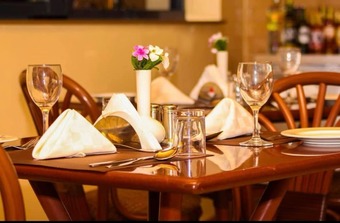 Hotel The Golden Rays Resort