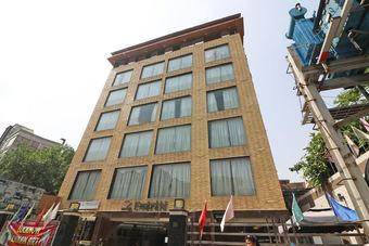 Capital O 1138 Hotel Emerald