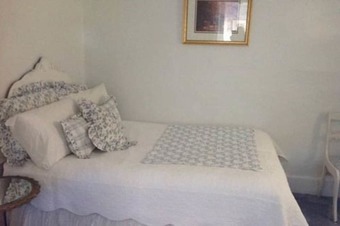 Bed & Breakfast Walden Inn And Suites