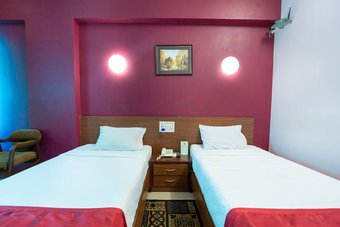 Hotel Express Inn