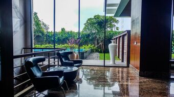 Spacious Elegant 3br Veranda Residence @ Puri Apartment