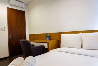 Spacious Elegant 2br Veranda Residence @ Puri Apartment