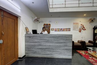 Oyo 46168 Sky Hotels