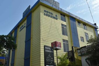 Hotel Iroomz Ocean Comforts