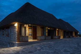Posada Kyaninga Royal Cottage