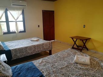 Hotel Caba�a Kayon & Zarco