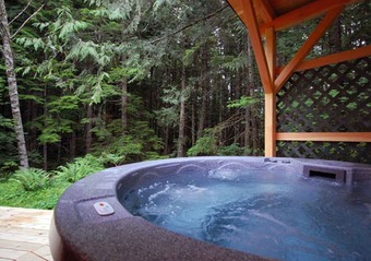 Cabana Stormking Hotel