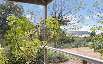 Margies On Mt Franklin