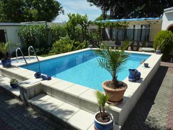 Hostal Pension M�nch "am Anger"